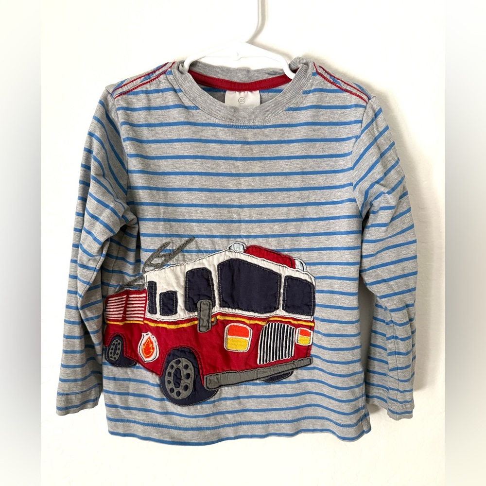 100% cotton  Hanna Andersson Boys Size 7 Long Sleeve Tee – Fire Truck Design